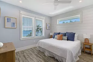 2206 Avenue A, Bradenton Beach, FL 34217 - Photo 32