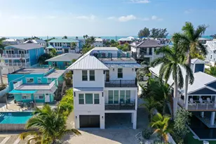 2206 Avenue A, Bradenton Beach, FL 34217 - Photo 2