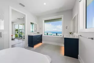 870 N Shore Dr, Anna Maria, FL 34216 - Photo 34