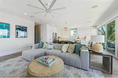 870 N Shore Drive, Anna Maria, FL 34216 - Photo 10