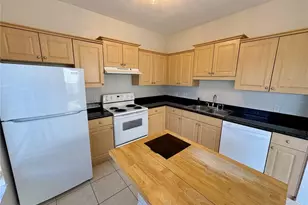 7559 Plantation Cir, Bradenton, FL 34201 - Photo 10