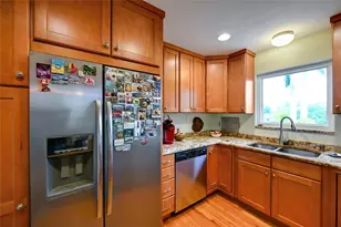 898 Bayshore Dr, Terra Ceia, FL 34250 - Photo 10