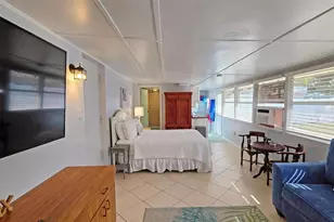 2442 Wood St, Sarasota, FL 34237 - Photo 20
