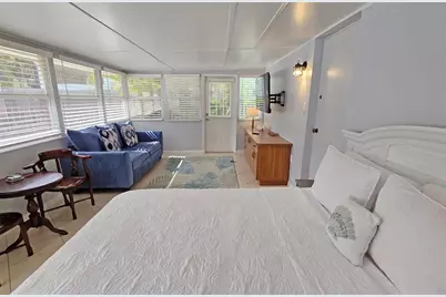 2442 Wood Street, Sarasota, FL 34237 - Photo 22