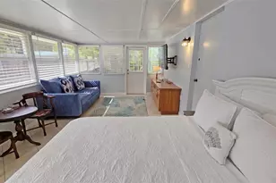 2442 Wood St, Sarasota, FL 34237 - Photo 22