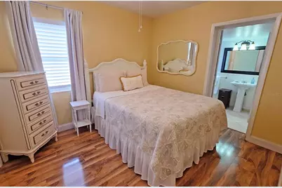 2442 Wood Street, Sarasota, FL 34237 - Photo 16