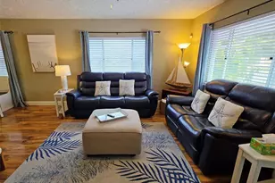 2442 Wood St, Sarasota, FL 34237 - Photo 6