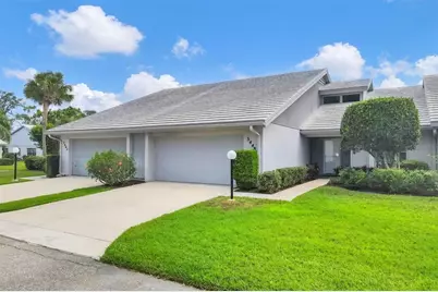5448 Crestlake Boulevard #158, Sarasota, FL 34233 - Photo 4