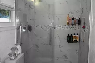 1116 30th Ave N, Saint Petersburg, FL 33704 - Photo 10