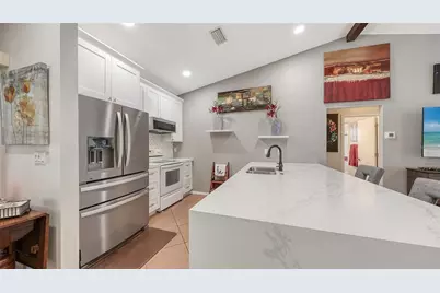 3934 Woodrow Street, Sarasota, FL 34233 - Photo 10