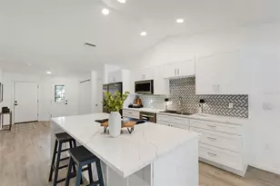 606 Marcus St, Venice, FL 34285 - Photo 12