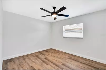 1825 Shore Acres Blvd NE, Saint Petersburg, FL 33703 - Photo 18