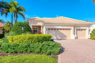 13911 Siena Loop, Lakewood Ranch, FL 34202 - Photo 4