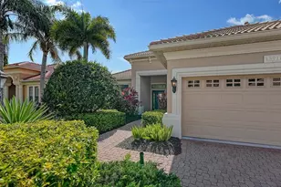 13911 Siena Loop, Lakewood Ranch, FL 34202 - Photo 4
