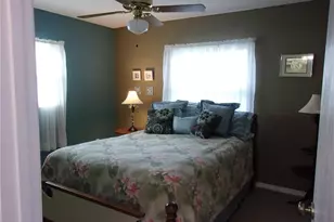 1814 Columbine Pl, Sun City Center, FL 33573 - Photo 16