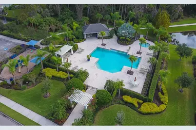 4755 Woodbrook Drive, Sarasota, FL 34243 - Photo 18