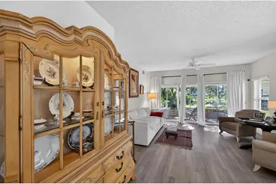 5729 Garden Lakes Palm, Bradenton, FL 34203 - Photo 8