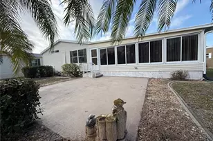 8466 Imperial Cir, Palmetto, FL 34221 - Photo 22