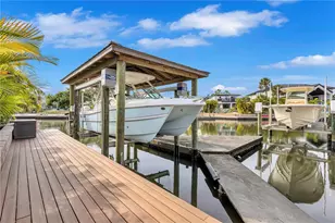 5078 Sandy Beach Ave, Sarasota, FL 34242 - Photo 10