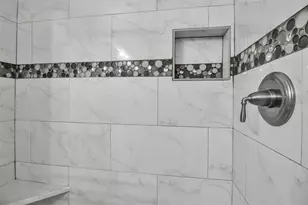 3484 Lake Bayshore Dr, Bradenton, FL 34205 - Photo 20