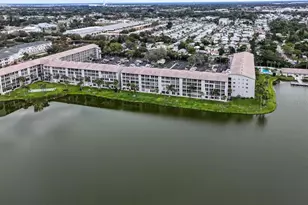 3484 Lake Bayshore Dr, Bradenton, FL 34205 - Photo 36