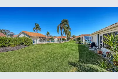 4977 Tamarack Trail, Venice, FL 34293 - Photo 36