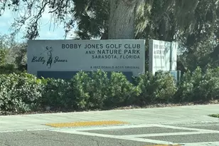 1540 Glen Oaks Dr E, Sarasota, FL 34232 - Photo 8