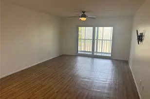 1540 Glen Oaks Dr E, Sarasota, FL 34232 - Photo 10