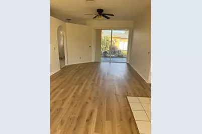 7803 50th Place E, Bradenton, FL 34203 - Photo 4