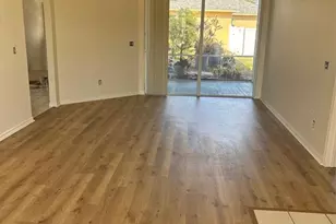 7803 50th Pl E, Bradenton, FL 34203 - Photo 4