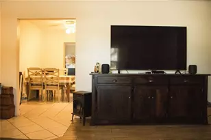 901 S Lockwood Ridge Rd, Sarasota, FL 34237 - Photo 6