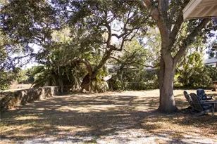 901 S Lockwood Ridge Rd, Sarasota, FL 34237 - Photo 16