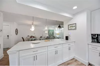 1166 W Peppertree Drive #112D, Sarasota, FL 34242 - Photo 24