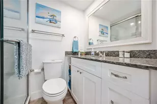 1166 W Peppertree Dr, Sarasota, FL 34242 - Photo 28