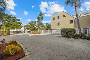 216 Tenacity Ln, Sarasota, FL 34242 - Photo 40