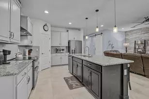 7893 Peaceful Par Dr, Sarasota, FL 34241 - Photo 6