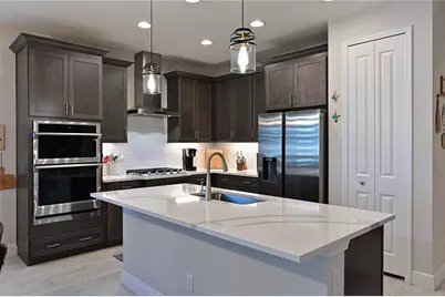 209 Okeeffe Circle, Bradenton, FL 34212 - Photo 4