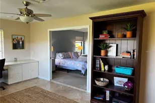 5581 Golf Pointe Dr, Sarasota, FL 34243 - Photo 18