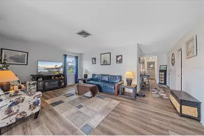 3286 Brunswick Lane #704, Sarasota, FL 34239 - Photo 4