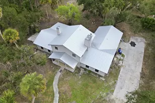 4570 Hidden River Rd, Sarasota, FL 34240 - Photo 6