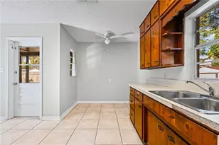 2504 Cetra Ct, Lakeland, FL 33801 - Photo 18