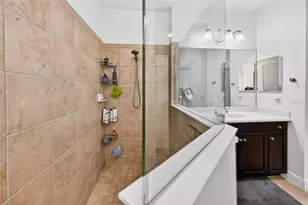 6342 Positano Ct, Sarasota, FL 34243 - Photo 14