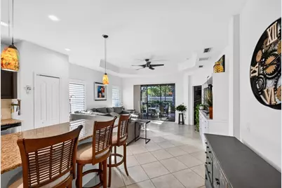 6342 Positano Court, Sarasota, FL 34243 - Photo 12