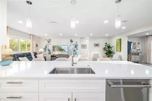 5247 Carmilfra Dr, Sarasota, FL 34231 - Photo 12