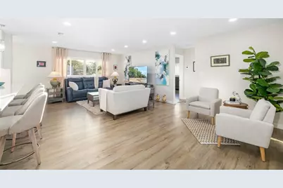 5247 Carmilfra Drive, Sarasota, FL 34231 - Photo 8