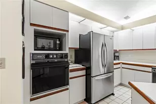 5969 San Michelle Dr, Sarasota, FL 34243 - Photo 20