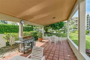 1145 Gulf of Mexico Dr, Longboat Key, FL 34228 - Photo 38