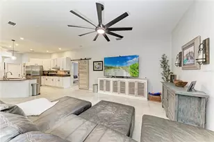 411 75th St NW, Bradenton, FL 34209 - Photo 4