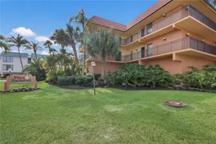 6006 Gulf Dr, Holmes Beach, FL 34217 - Photo 2