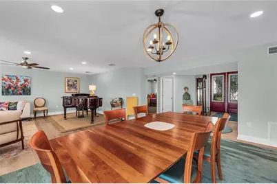 1211 62nd Street NW, Bradenton, FL 34209 - Photo 10